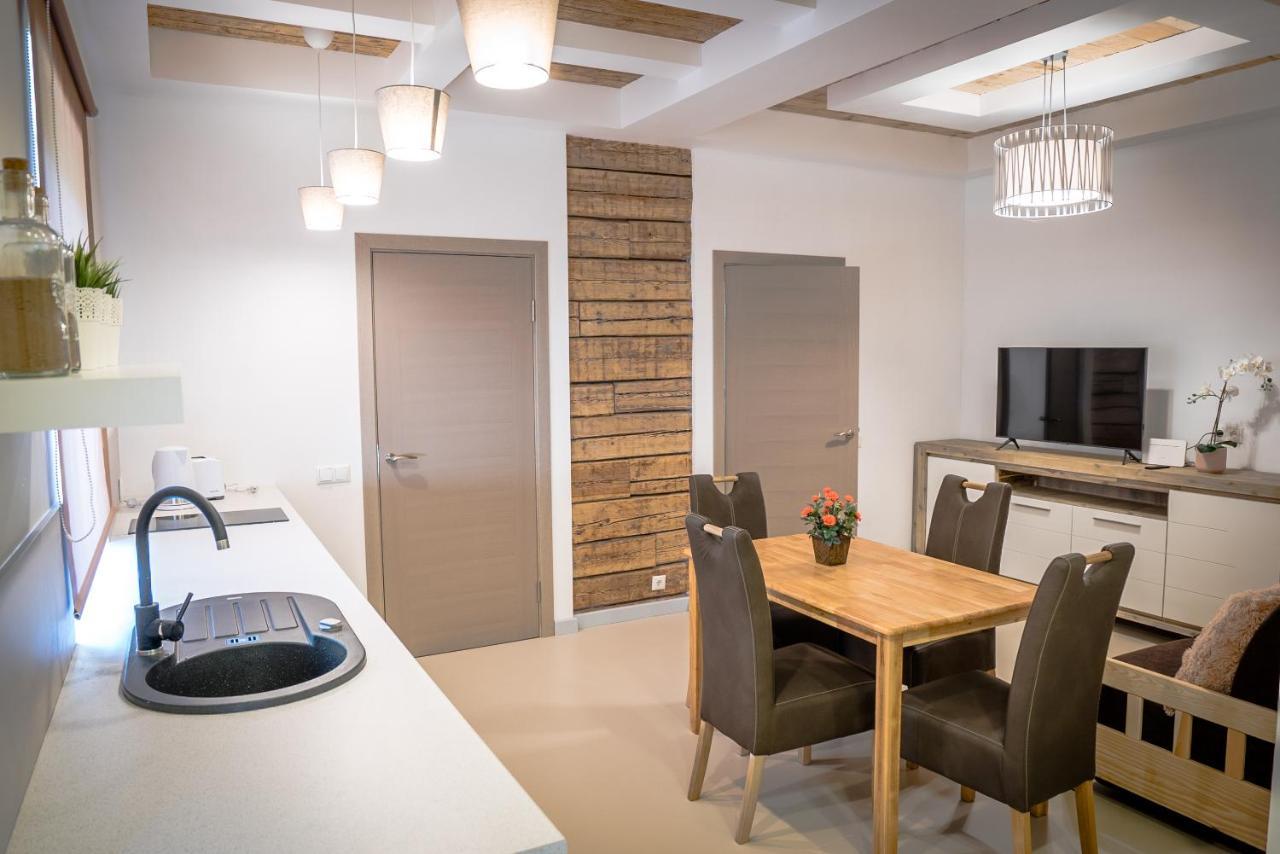 Apartment Near The River With It'S Own Entrance Ligatne Bagian luar foto